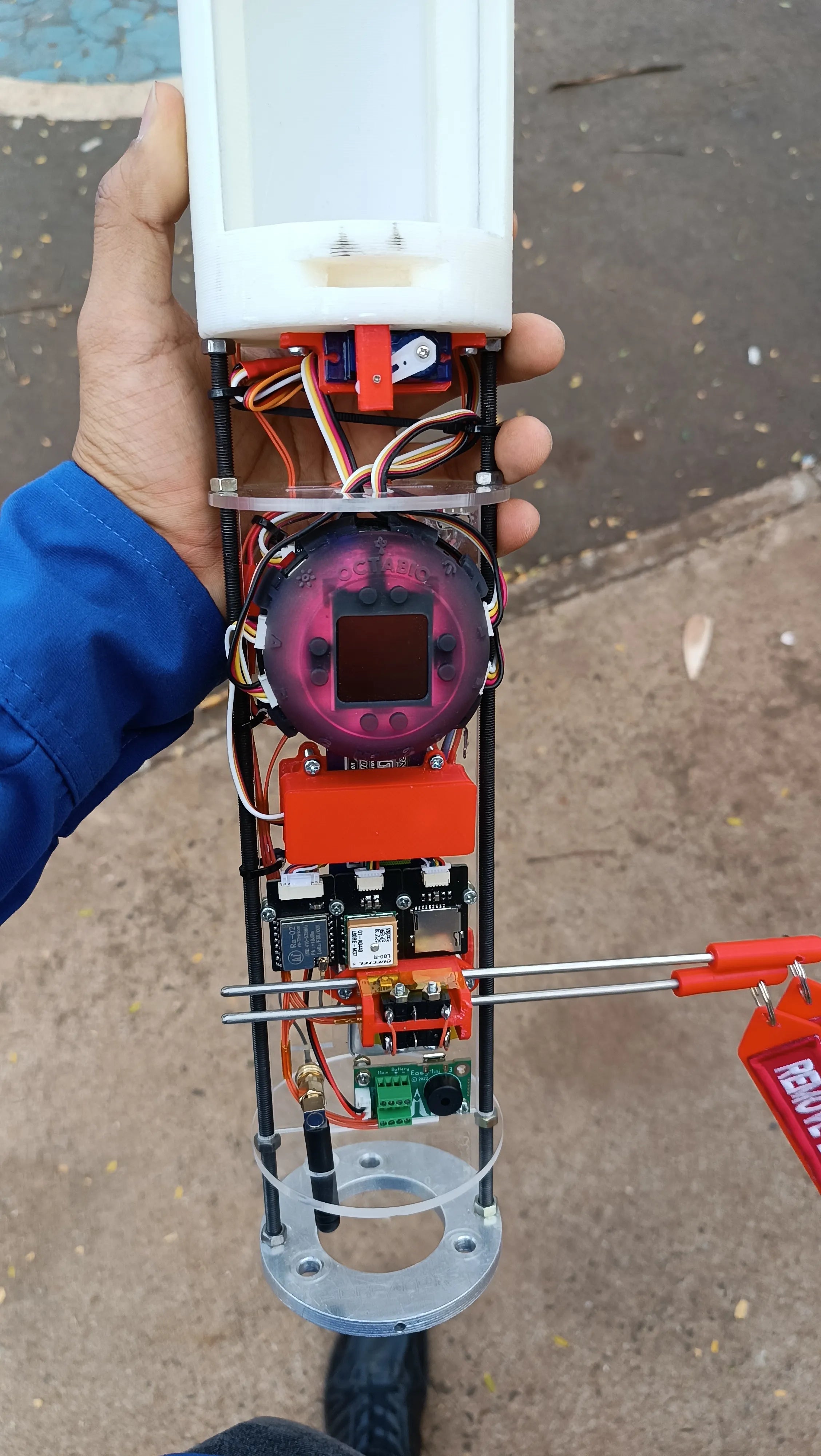 Rack de electrónica de un cohete